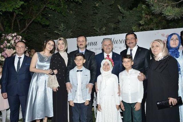Keçiören Belediye Başkanı Mustafa Ak’ın Oğlunun Nikah Şahidi, Başbakan Yıldırım Oldu