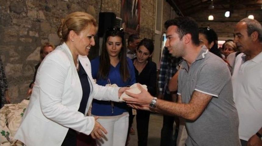 Urla Belediyesi&rsquo;nde Coşkulu Bayramlaşma