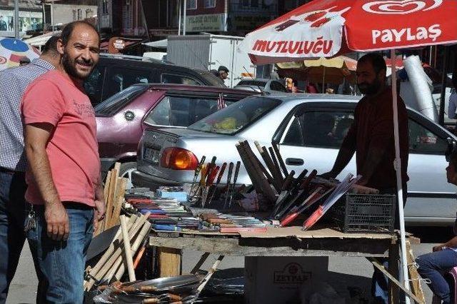 Bayram Öncesi Bıçaklar Bileniyor