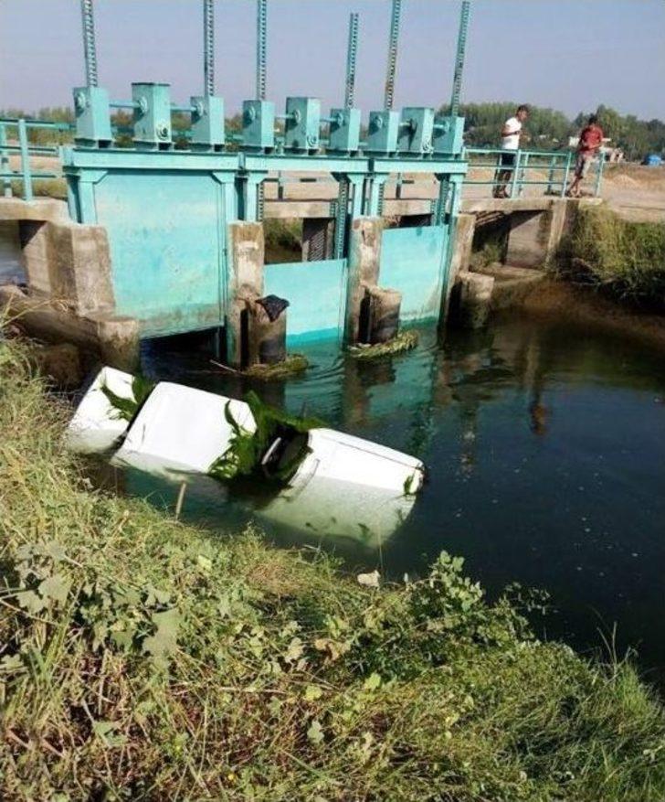 Otomobil Sulama Kanalına Düştü: 1 Ölü