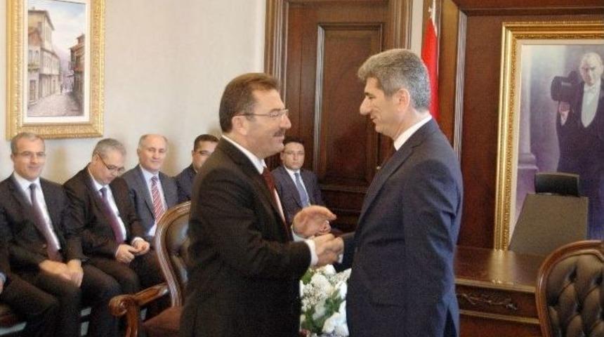 İ&ccedil;işleri Bakanlığı M&uuml;steşarlığı&rsquo;nda Devir Teslim T&ouml;reni