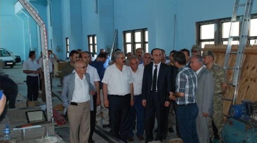 Vali Erin&rsquo;in Gayretleri İle, Samsat&rsquo;ta Toprak Suyla Buluştu