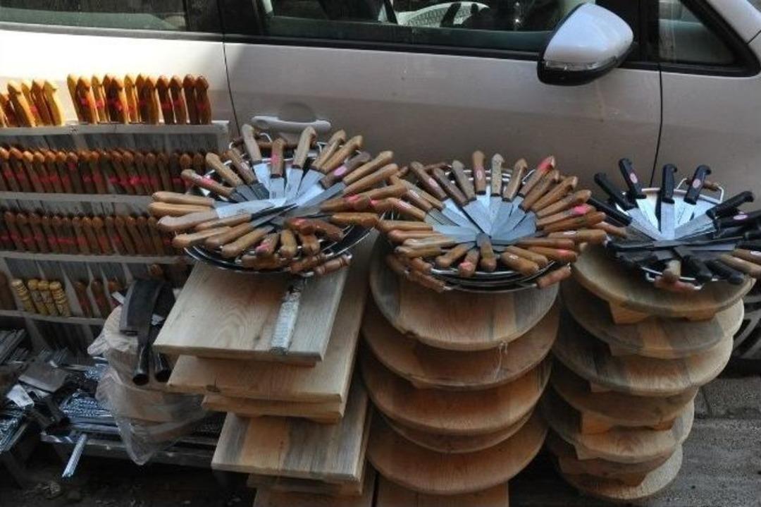 İslahiye&rsquo;de Vatandaşlar Bileyicilere Koştu