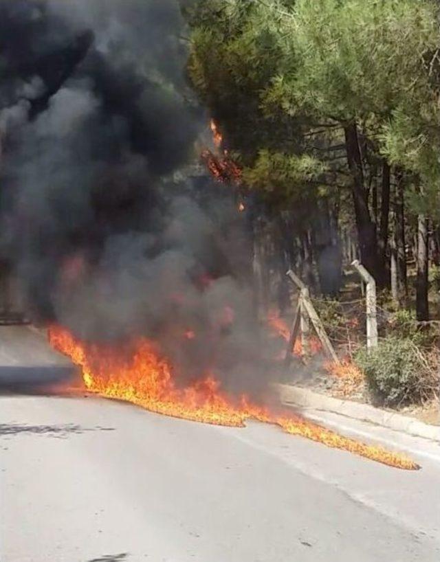 (özel Haber) Seyir Halindeki Otomobil Alev Aldı