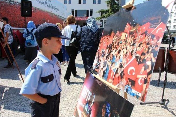 ’15 Temmuz’ Sergisine Mehteranlı Açılış G1