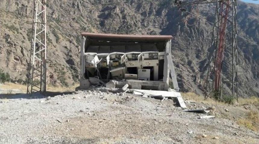 &Ccedil;atak&rsquo;ta Trafo Patladı, 12 K&ouml;y Ve 48 Mezra Elektriksiz Kaldı