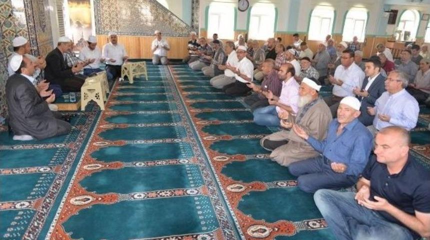 Şehit Uzman &Ccedil;avuş Hasan Yaşar İ&ccedil;in Mevlit Okutuldu