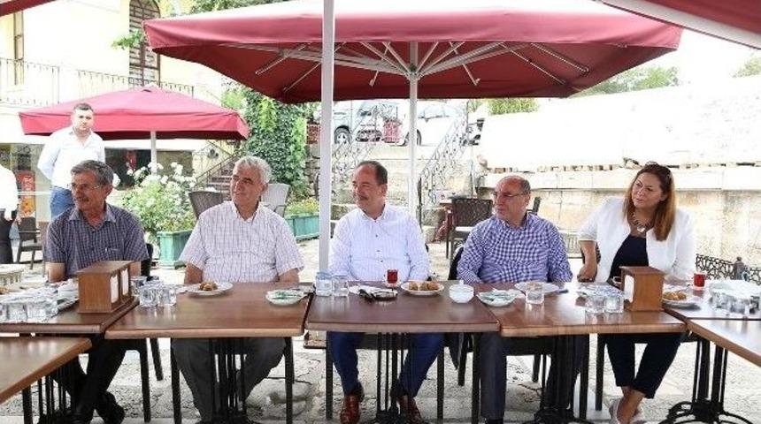 Muhtarlarla Geleneksel Bayram Buluşması