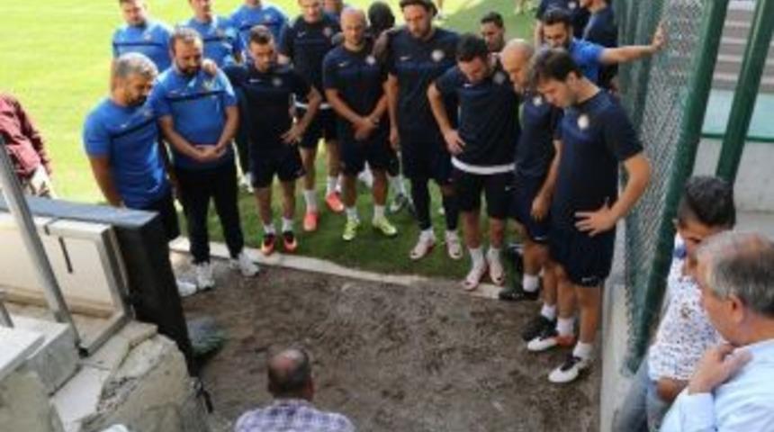 Osmanlıspor&rsquo;dan Kurbanlı A&ccedil;ılış