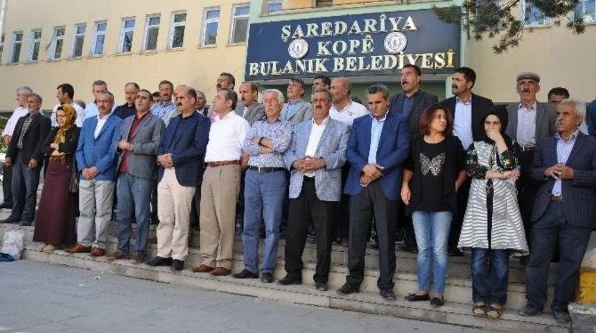 Belediye &Ouml;n&uuml;nde Kayyum Protestosu