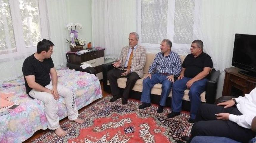 Altepe&rsquo;den Bı&ccedil;aklı Saldırıya Uğrayan G&uuml;venlik G&ouml;revlisine Ge&ccedil;miş Olsun Ziyareti