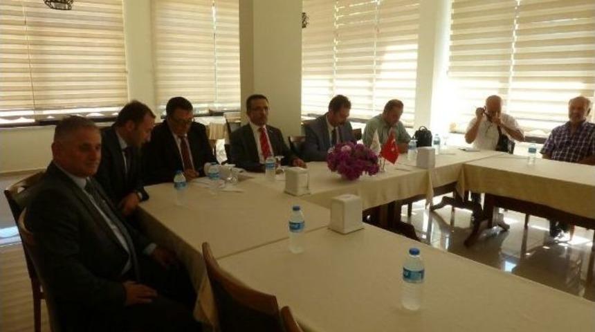 Cide&rsquo;de Su &Uuml;r&uuml;nleri Avcılığı Toplantısı