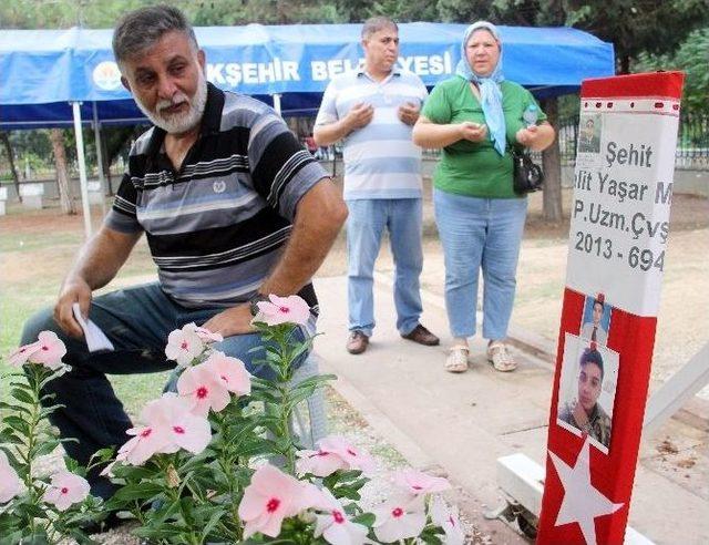 15 Temmuz Şehidinin Babası Gözyaşlarına Boğuldu