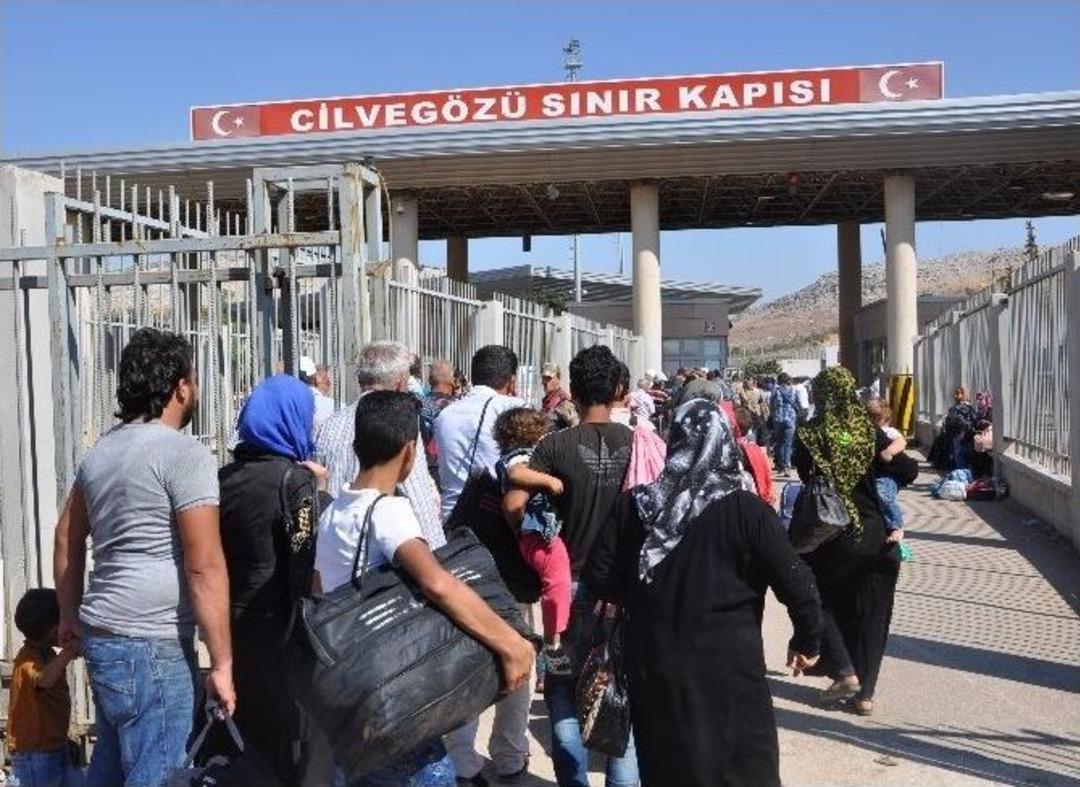 Bayramlaşmak İ&ccedil;in 35 Bin Kişi Suriye&rsquo;ye Gitti