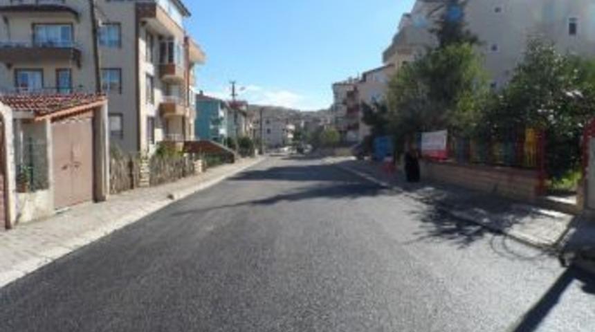 İzmit Belediyesi, Biberiye Sokakta Asfalt &Ccedil;alışması Yaptı