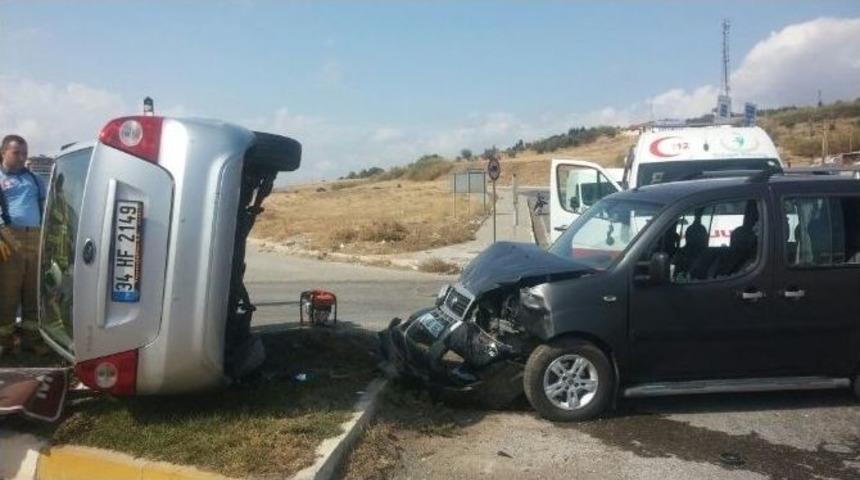 Bandırma&rsquo;da Trafik Kazası: 2 Yaralı