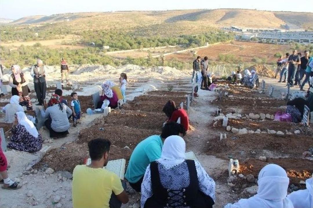 Bombalı Saldırıda &Ouml;lenlerin Defnedildiği Mezarlıktaki Tablo Y&uuml;rekleri Dağladı