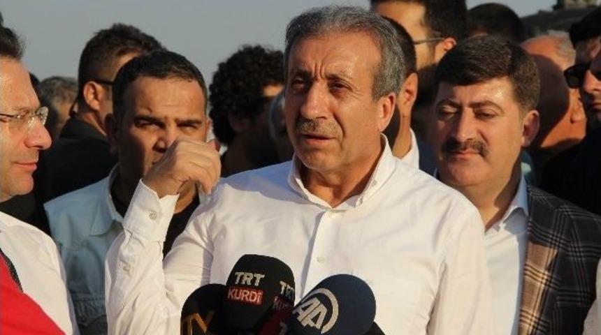 Mehdi Eker, Aile Kabristanını Ziyaret Etti