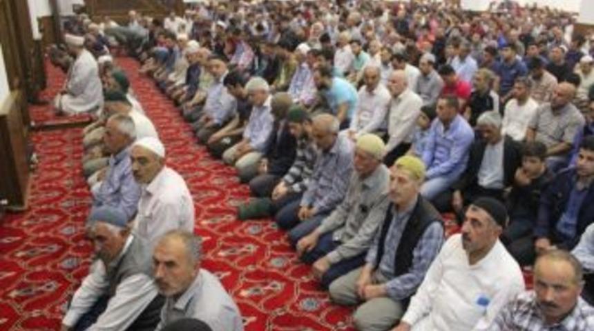 Zonguldak&rsquo;ta Kurban Bayramı Namazı