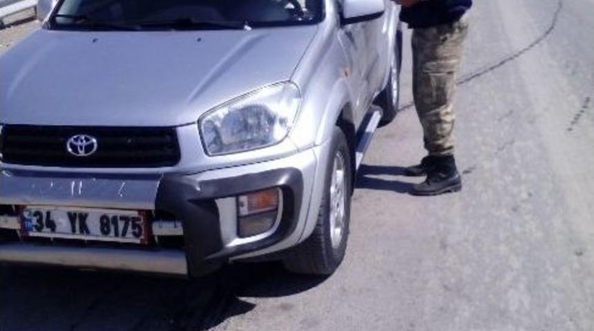 Jandarma Ekipleri S&uuml;r&uuml;c&uuml;lerin Bayramını Kutladı