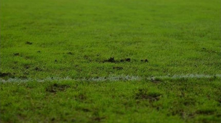 Avni Aker&rsquo;in Zemini Şaşırttı