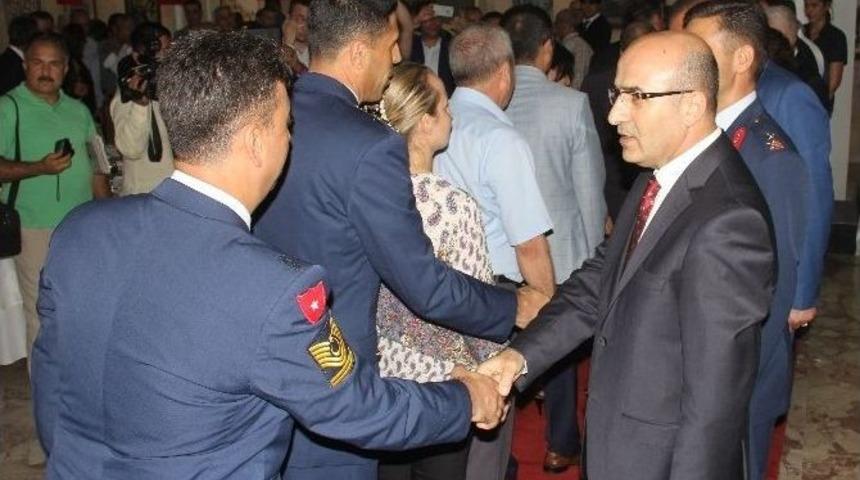 Adana&rsquo;da Bayramlaşma