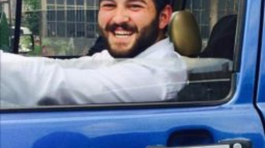 Takla Atan Otomobilin S&uuml;r&uuml;c&uuml;s&uuml; Hayatını Kaybetti