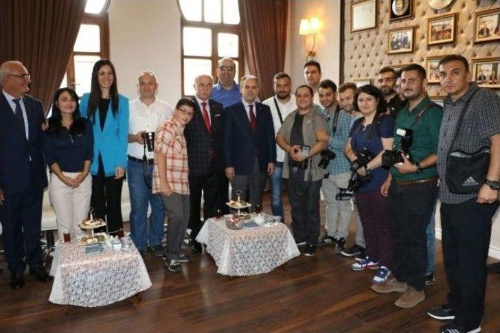 Büyükşehir’de Devlet-millet Bayramlaştı G3