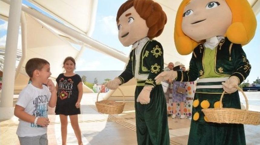 Ece İle Efe&rsquo;den Bayram Şekeri