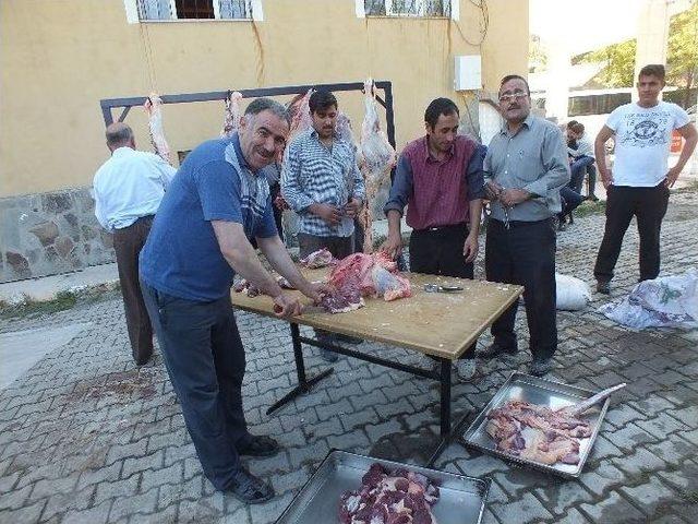 Malazgirt’te Bayram Coşkusu