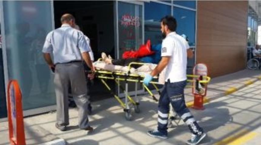 Yaşlı Kadını İtfaiye Kurtardı