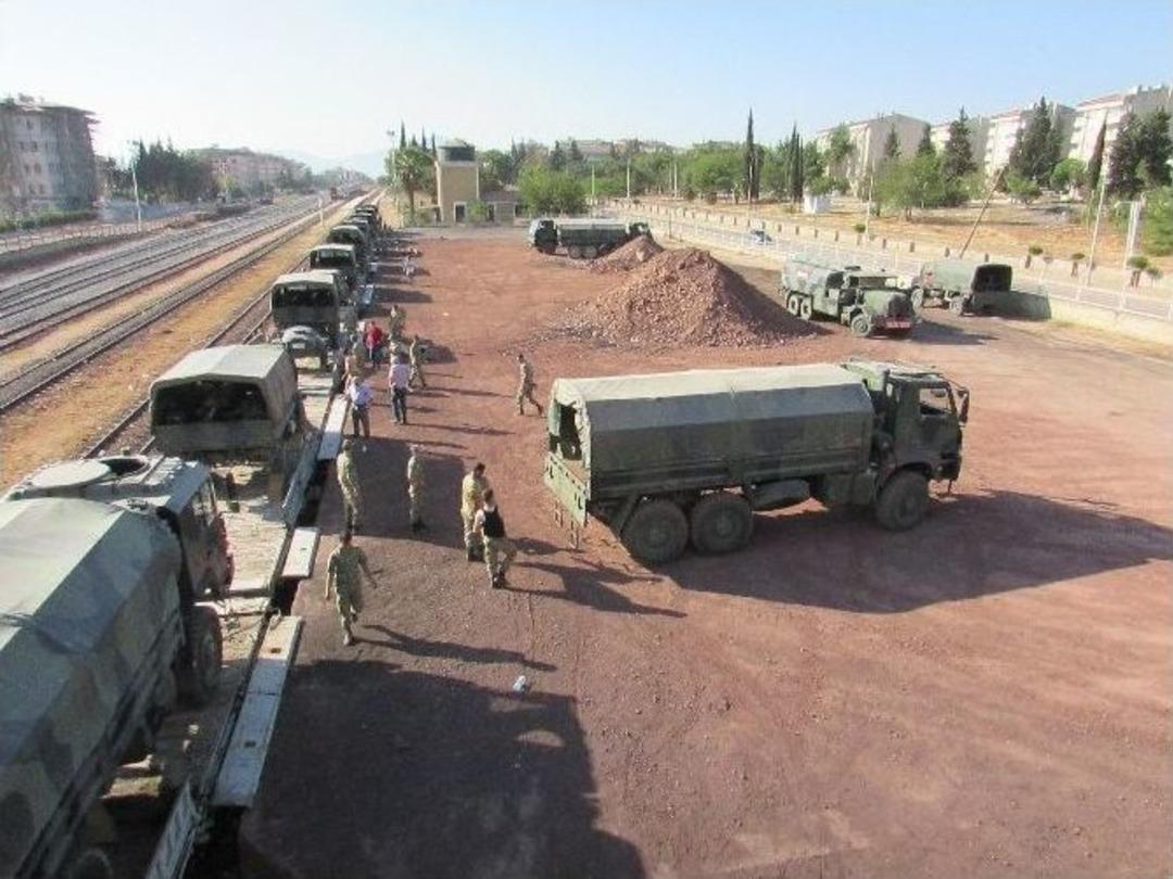 Askeri Birliğin Taşınması Devam Ediyor