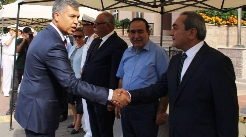 &Ccedil;anakkale&rsquo;de Bayramlaşma T&ouml;reni Yapıldı