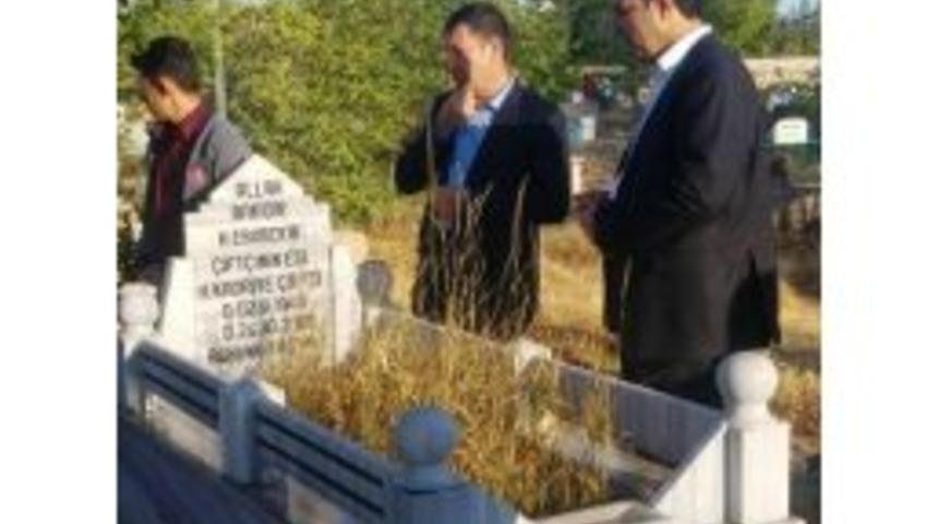 Bakan Yardımcısı &Ccedil;ift&ccedil;i Baba Ocağında