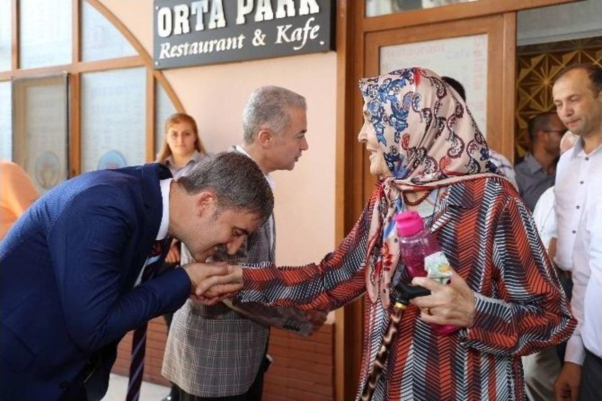 Kurban Bayramı&rsquo;nda G&ouml;n&uuml;ller Bir Oldu