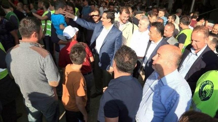 Başkan Ak Bayramda Ovacık Kurban Kesim Tesisleri&rsquo;ni Ziyaret Etti