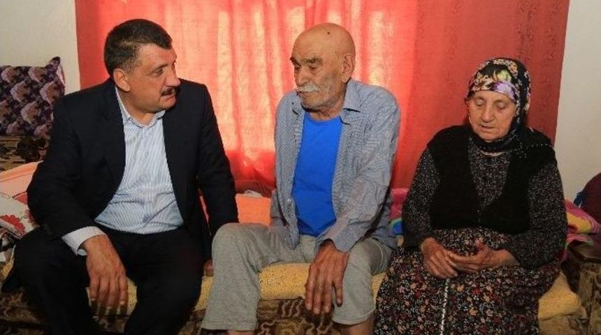 Başkan G&uuml;rkan&rsquo;dan Şehit Ailelerine Ziyaret