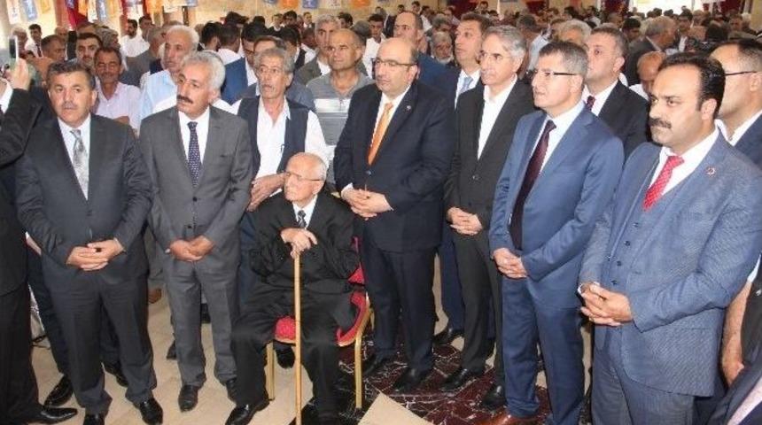 Ak Parti&rsquo;de Bayramlaşma T&ouml;reni Yapıldı