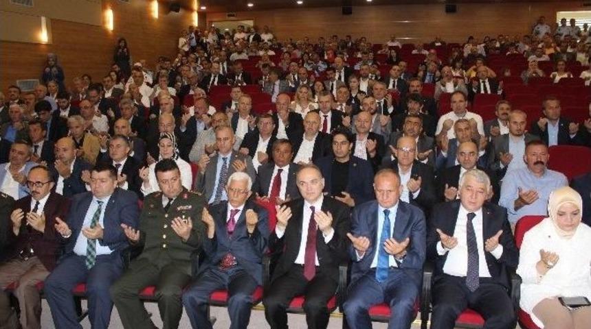 Bakan &Ouml;zl&uuml;: &ldquo;fitne Fesattan Uzak Duralım&rdquo;