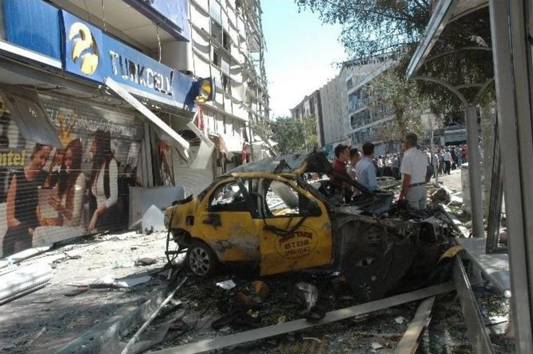 Saldırının Olduğu Noktada Ter&ouml;re B&uuml;y&uuml;k Tepki