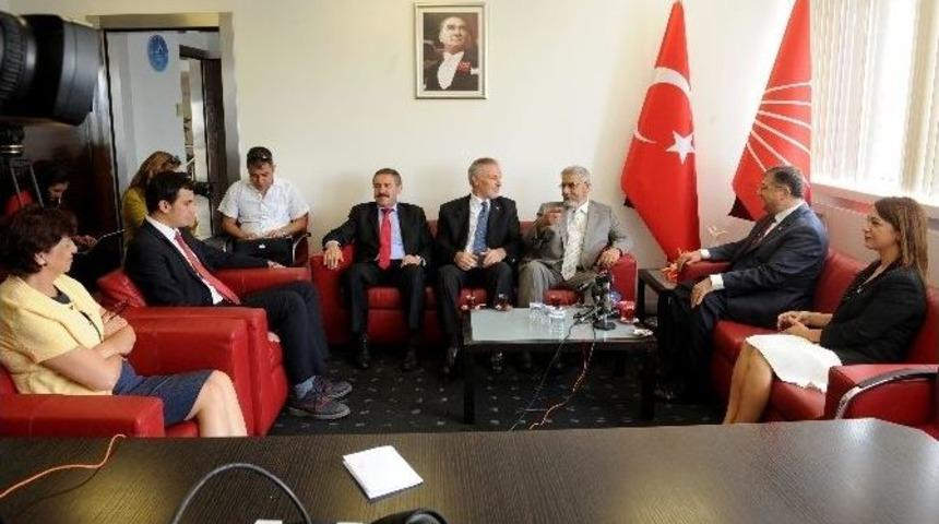Mhp Heyetinden Chp&rsquo;ye Ziyaret