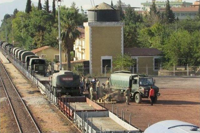 İstanbul’dan Gelen Askeri Sevkiyat İslahiye’ye Ulaştı