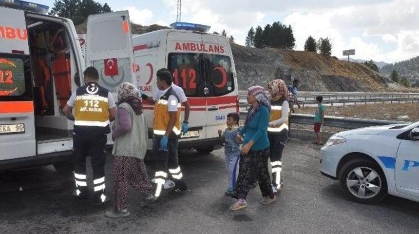 Seydişehir’de İki Otomobil Çarpıştı: 9 Yaralı