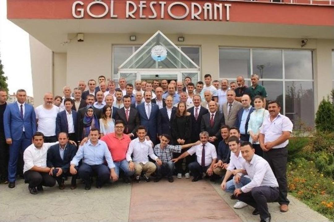 Bakan Kılı&ccedil;, &Ccedil;arşambalılarla Bayramlaştı