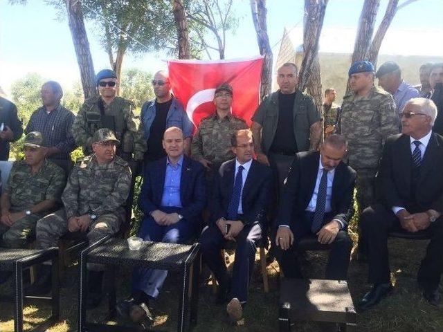 Bakan Soylu’dan Şehit Korucu Ailelerine Ziyaret