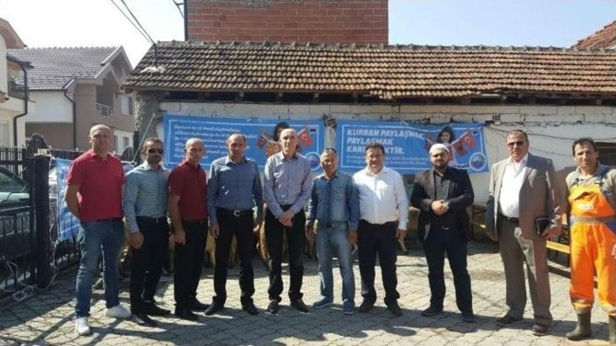 B&uuml;y&uuml;k&ccedil;ekmece&rsquo;den Struga&rsquo;ya Kurban Kardeşliği