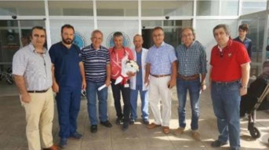 Şiddet Mağduru Doktora Geçmiş Olsun Ziyareti