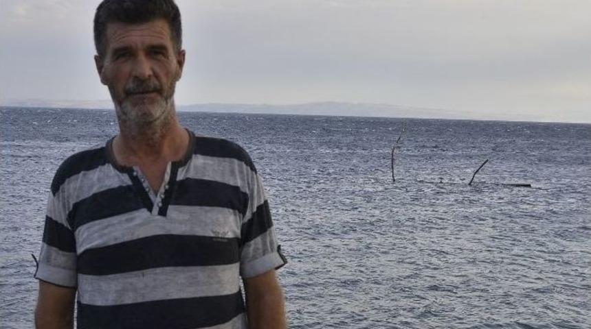 Batık Geminin Kalıntıları Tehlike Sa&ccedil;ıyor