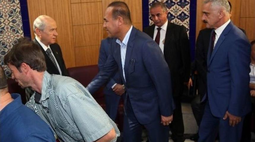 Bah&ccedil;eli Hemşehrileriyle Bayramlaştı