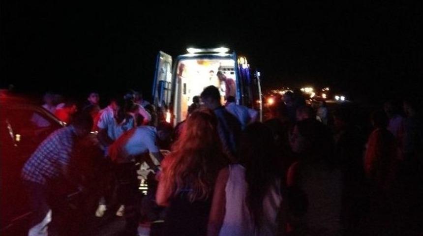 Domuza &Ccedil;arpmamak İ&ccedil;in Kaza Yaptı: 7 Yaralı